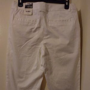 Ana White Capri size medium with a coral strapless tank top size medium